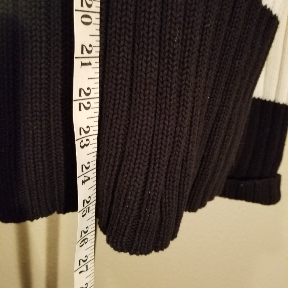 Sweater - Picture 4 of 5